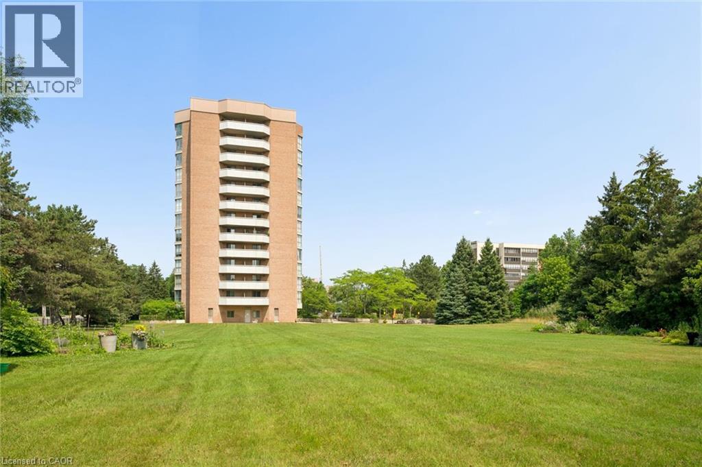 265 Westcourt Place Unit# Ph9 Property Photo 10