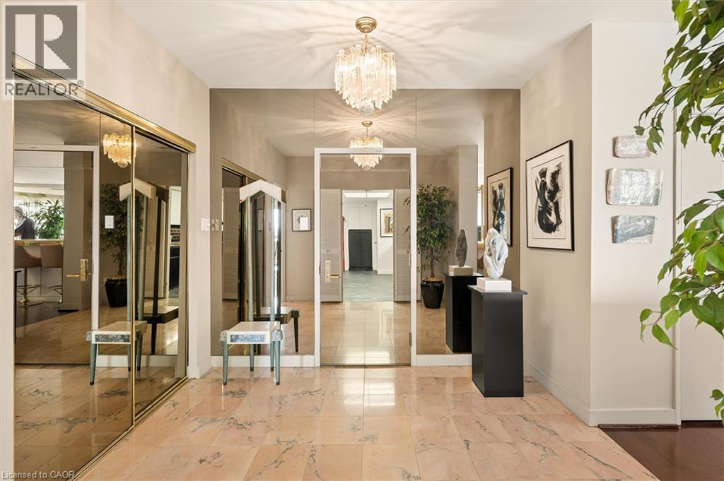 265 Westcourt Place Unit# Ph9 Property Photo 12