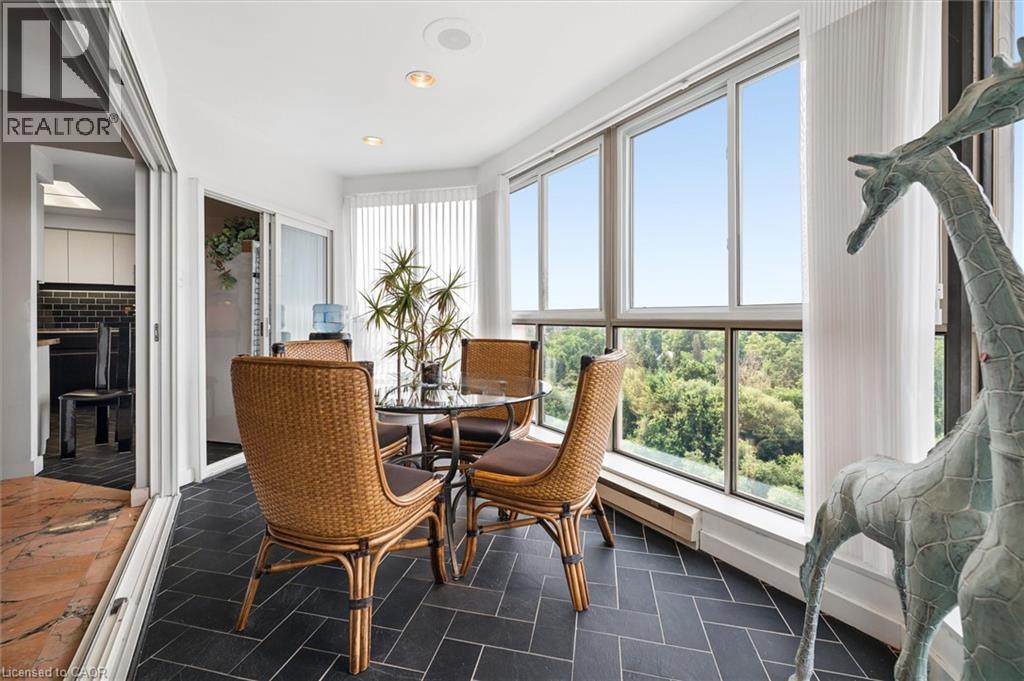 265 Westcourt Place Unit# Ph9 Property Photo 30