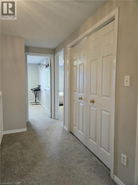 286 Sophia Crescent Property Photo 26