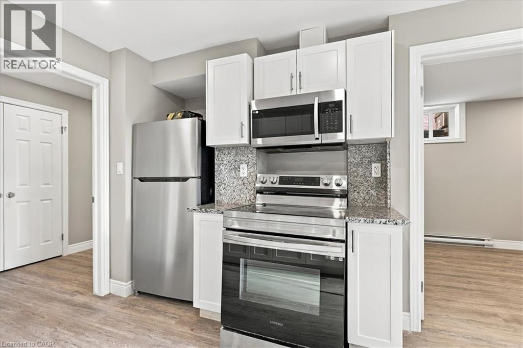 17 Eby Street S Unit# Lower Property Photo 5