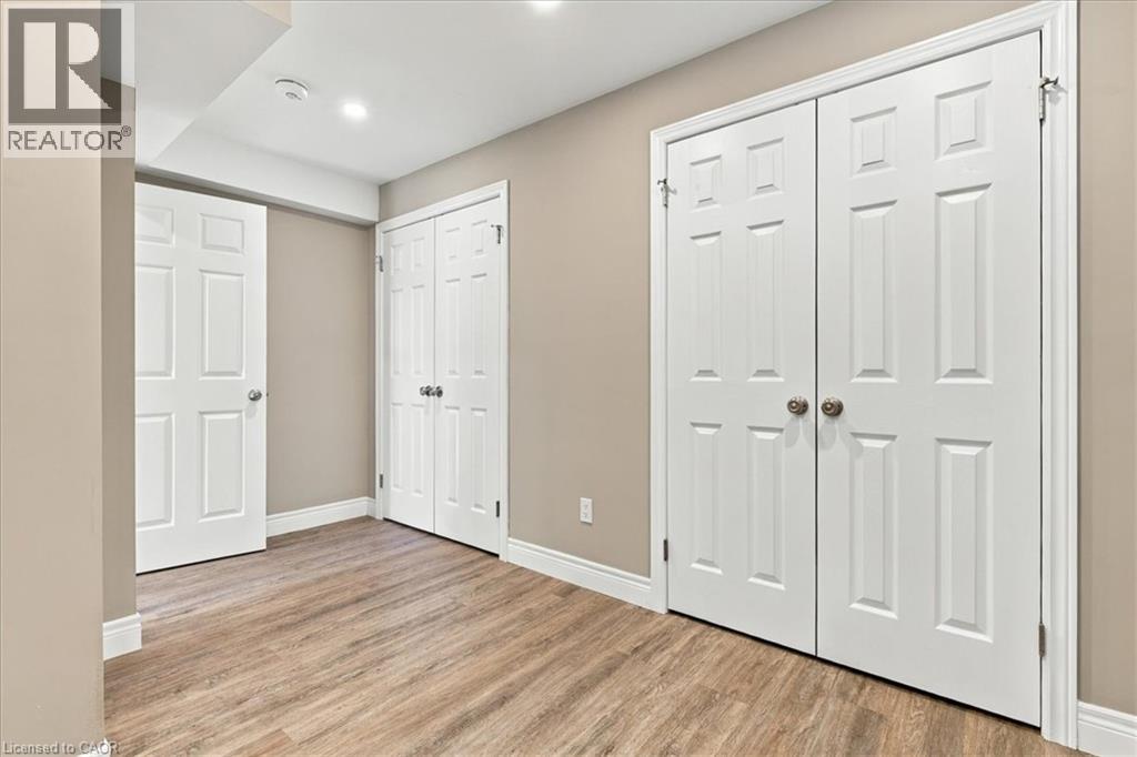 17 Eby Street S Unit# Lower Property Photo 10