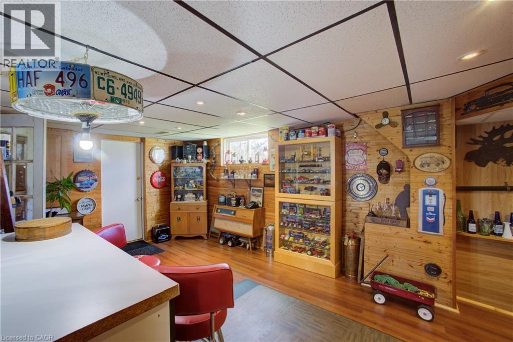 375729 6th Line Property Photo 11