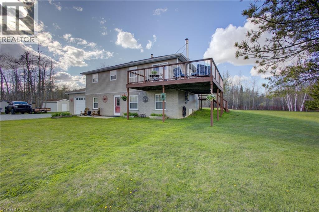 375729 6th Line Property Photo 36