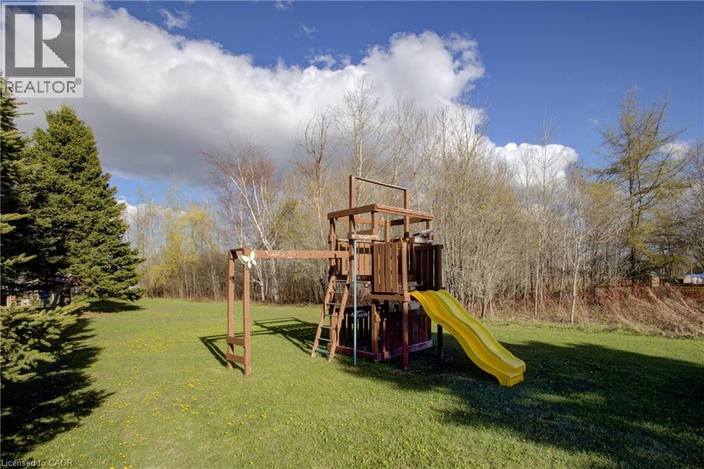 375729 6th Line Property Photo 43