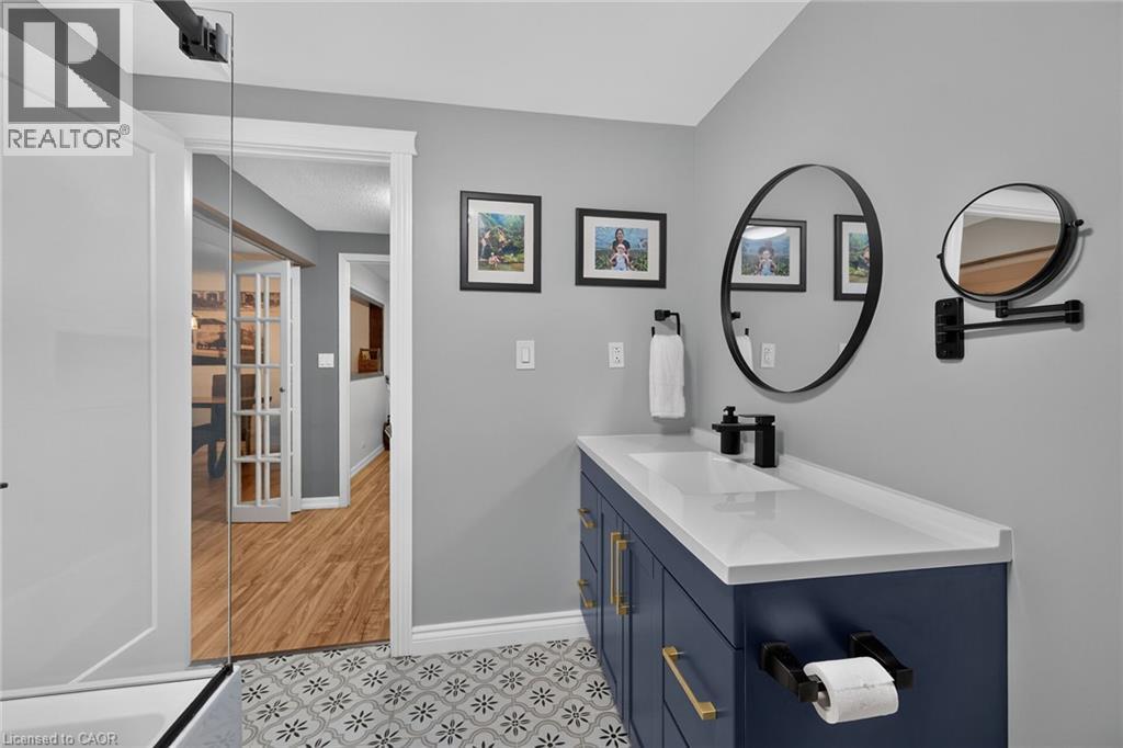 2 Adler Avenue Property Photo 32