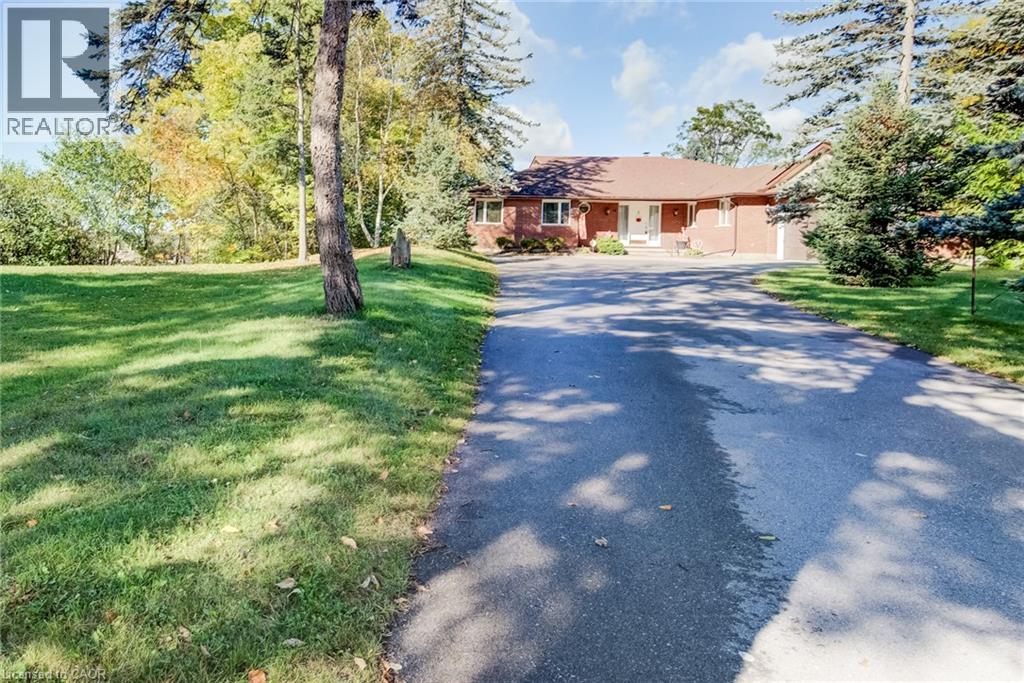 44 Greensview Drive Property Photo 2