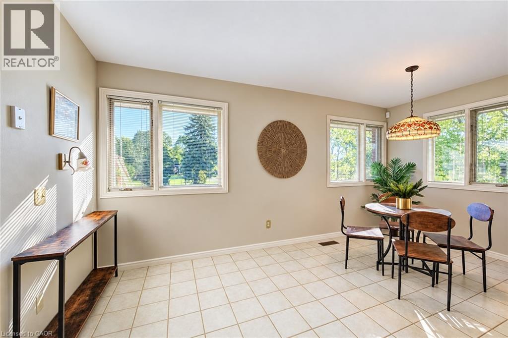 44 Greensview Drive Property Photo 6
