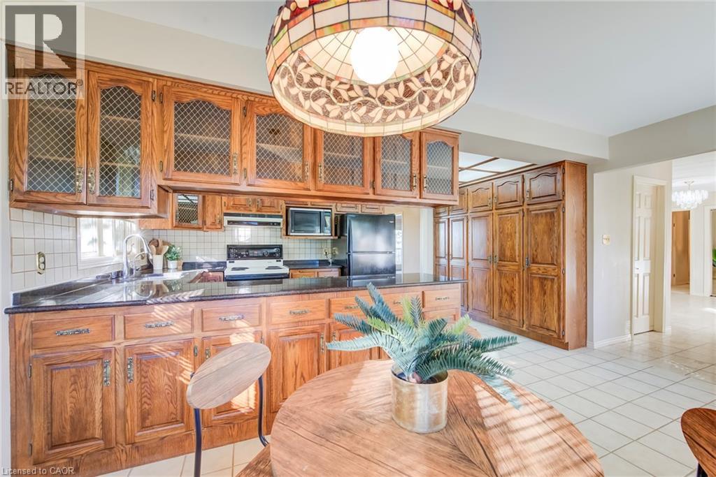 44 Greensview Drive Property Photo 7