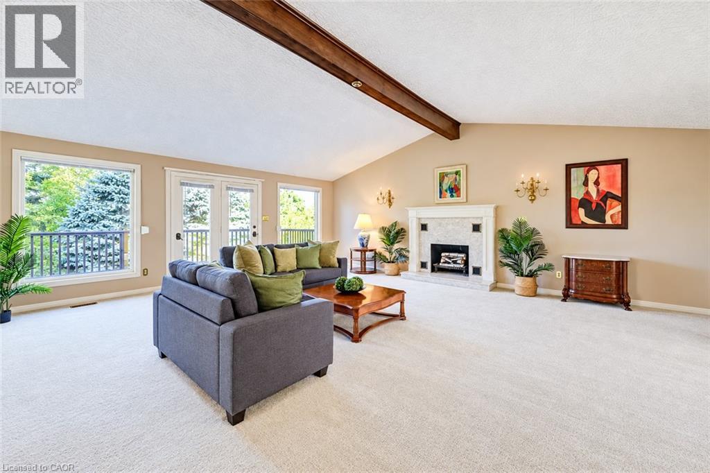 44 Greensview Drive Property Photo 14