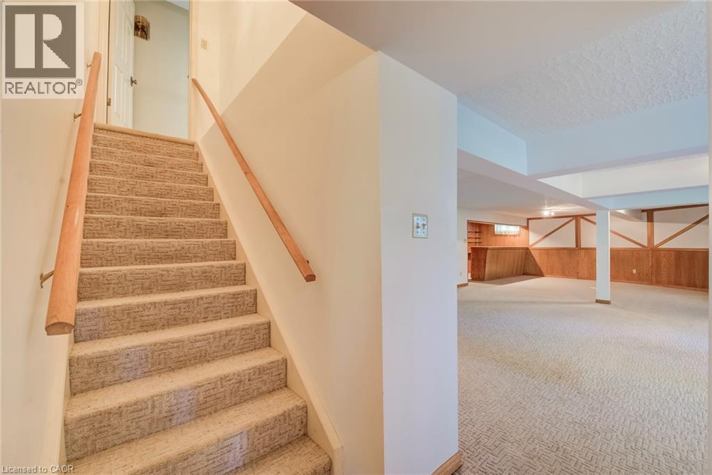 44 Greensview Drive Property Photo 30