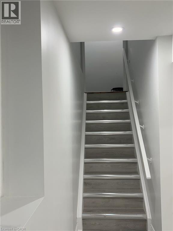 37 Parkglen Street Unit# Lower Level Property Photo 4