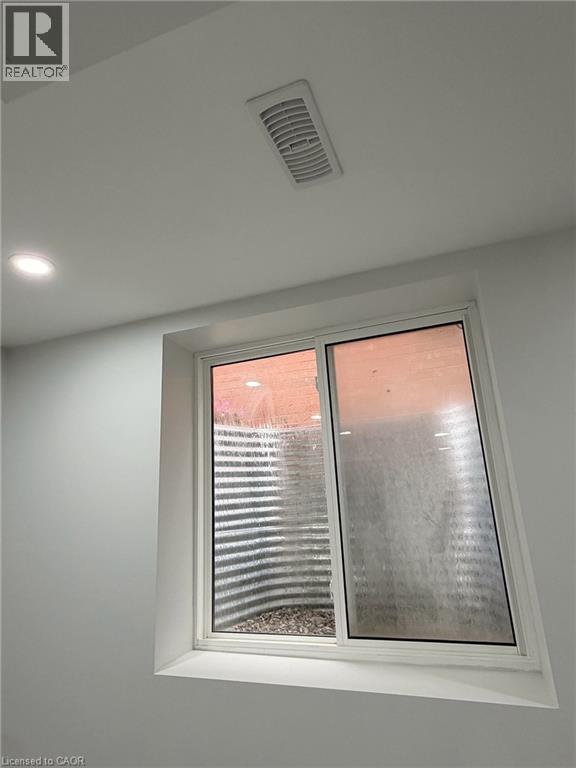 37 Parkglen Street Unit# Lower Level Property Photo 24