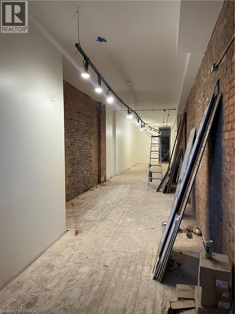 161 James Street N Property Photo 4