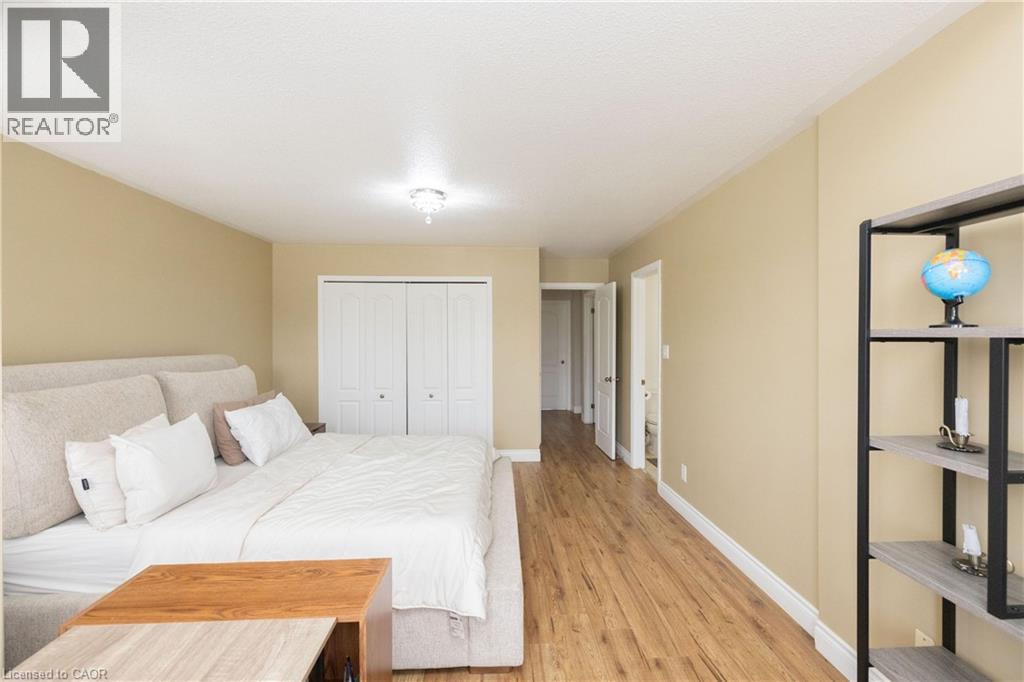 73 Appleblossom Drive Property Photo 23