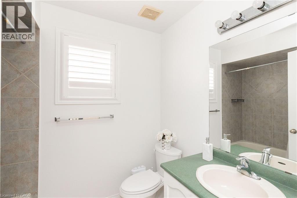 73 Appleblossom Drive Property Photo 27