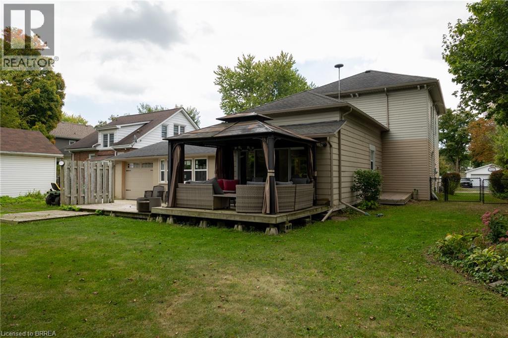 21 Mccall Street Property Photo 7