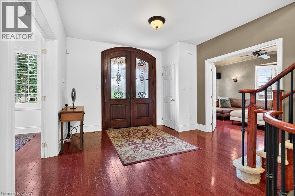 4278 Clubview Drive Property Photo 4