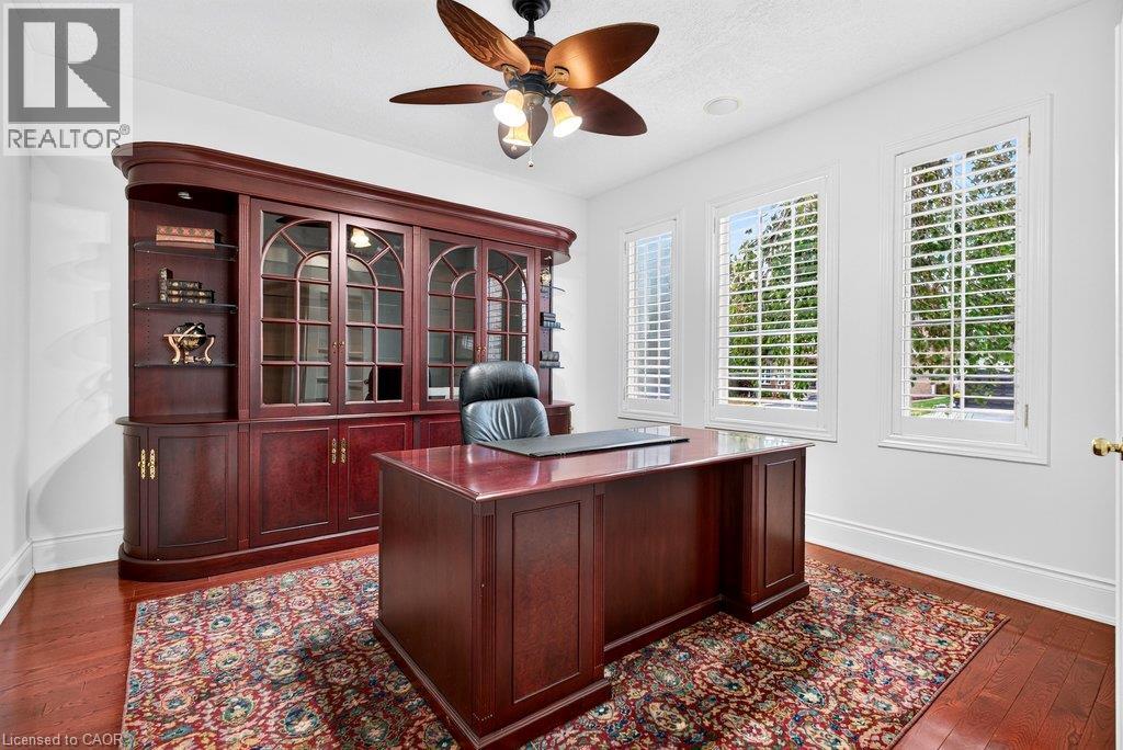 4278 Clubview Drive Property Photo 6