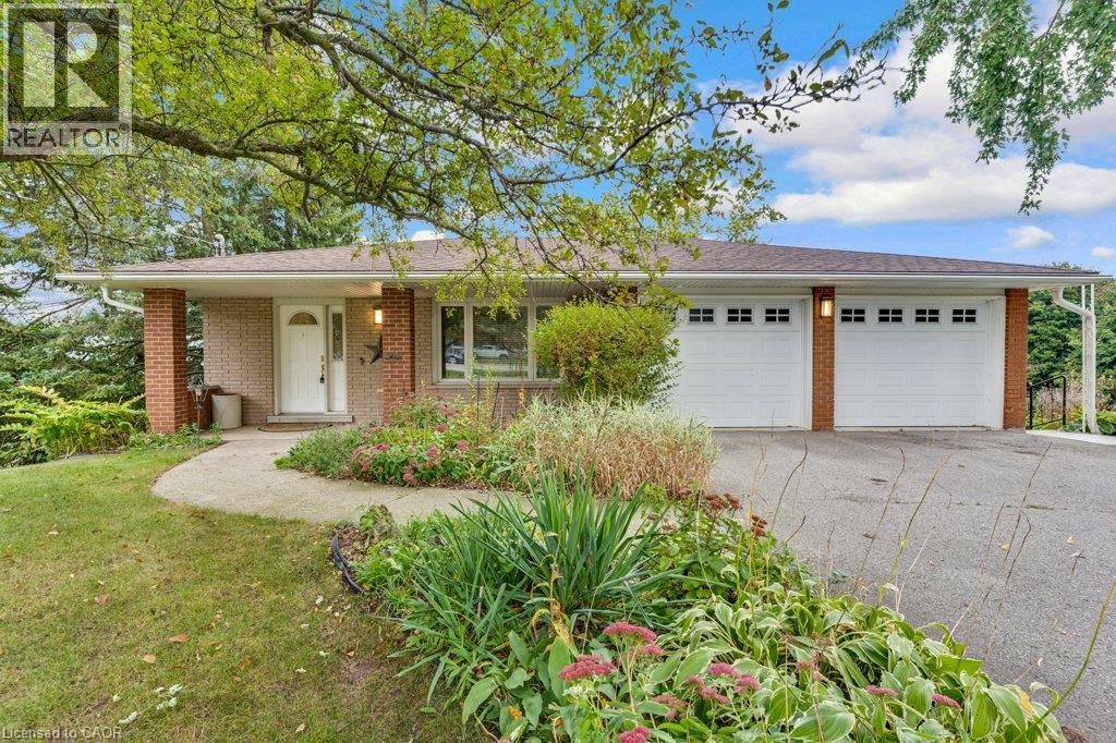 7778 Highway 7 Property Photo 1