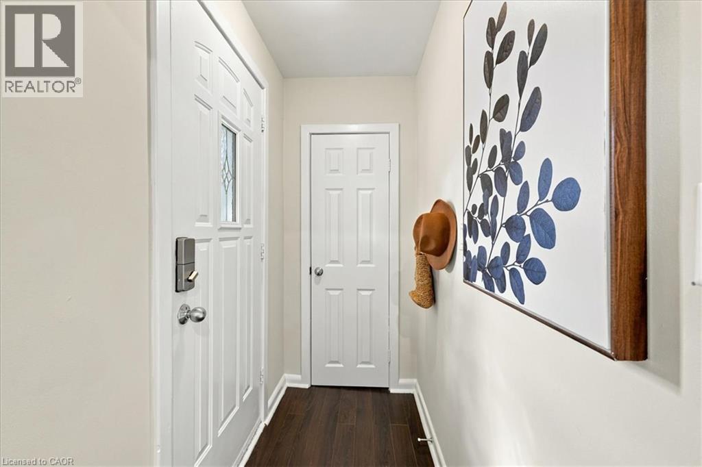 480 Rosseau Road Property Photo 4