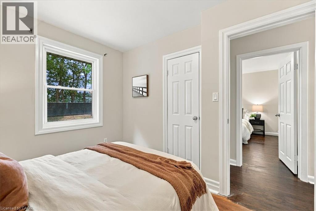 480 Rosseau Road Property Photo 14