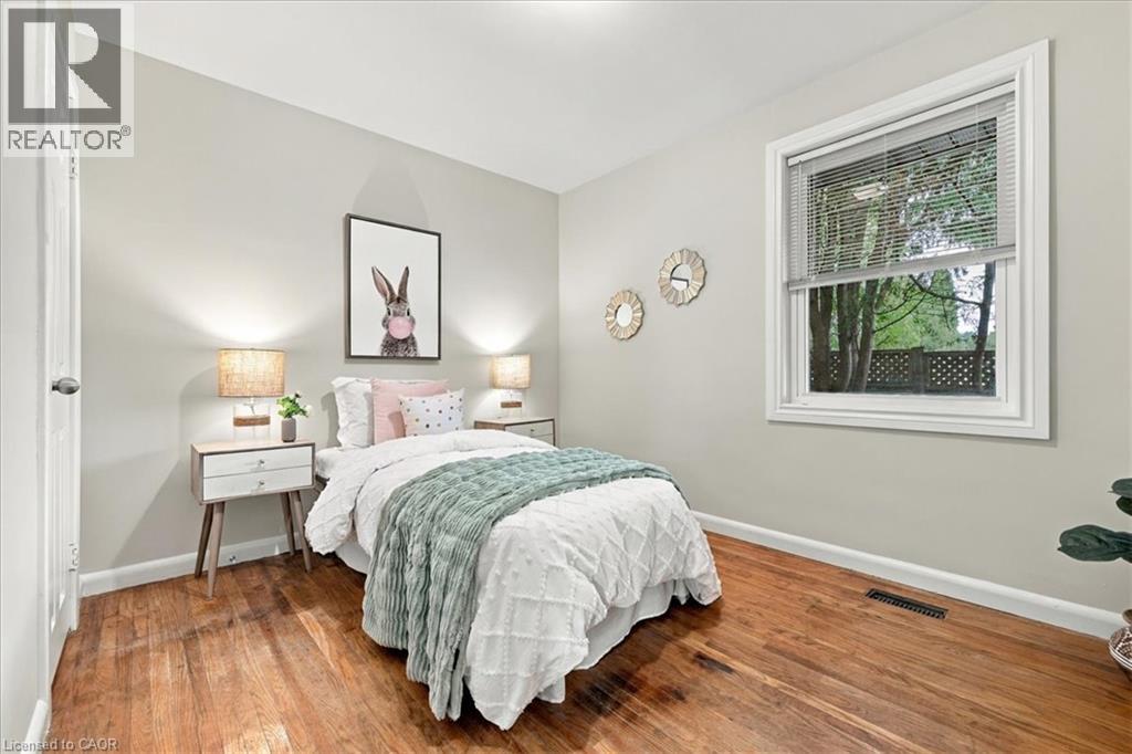 480 Rosseau Road Property Photo 15