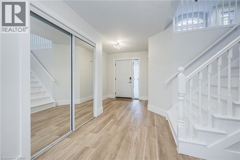 125 Steepleridge Street Property Photo 10