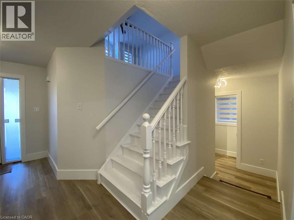 125 Steepleridge Street Property Photo 11