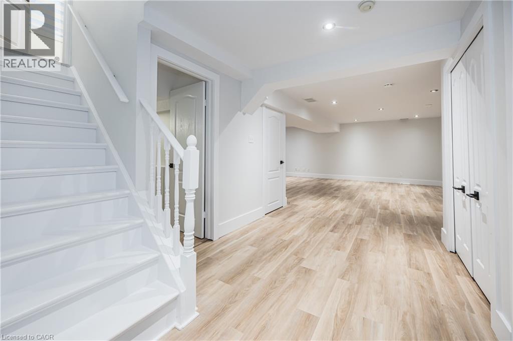 125 Steepleridge Street Property Photo 22