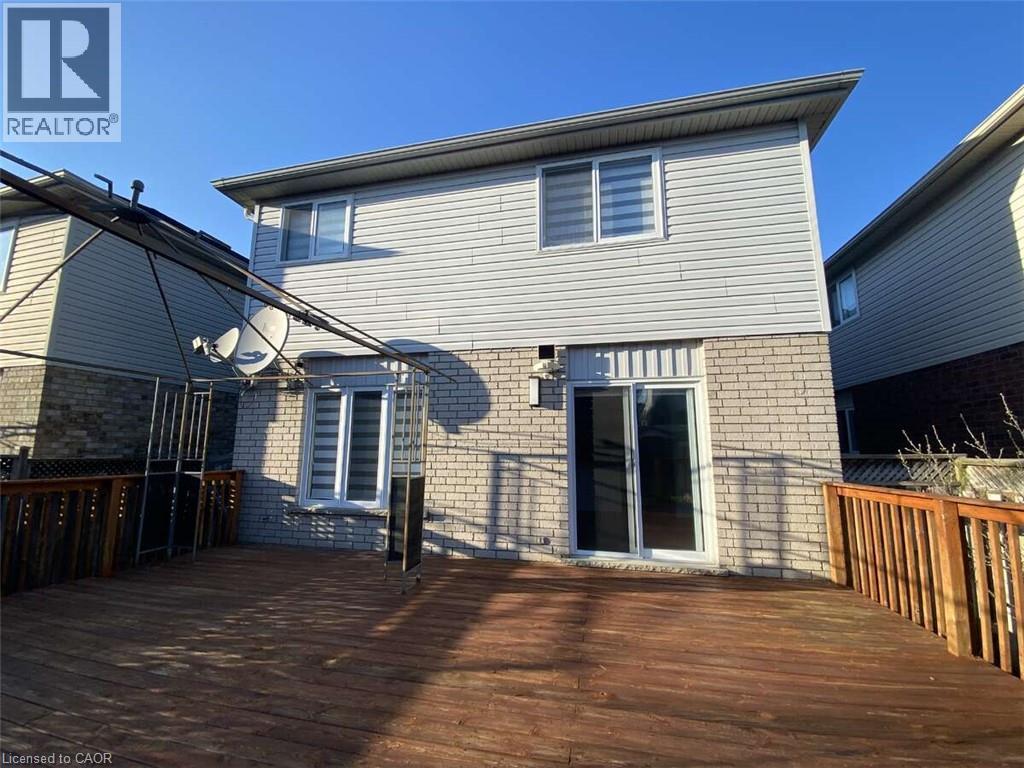 125 Steepleridge Street Property Photo 27