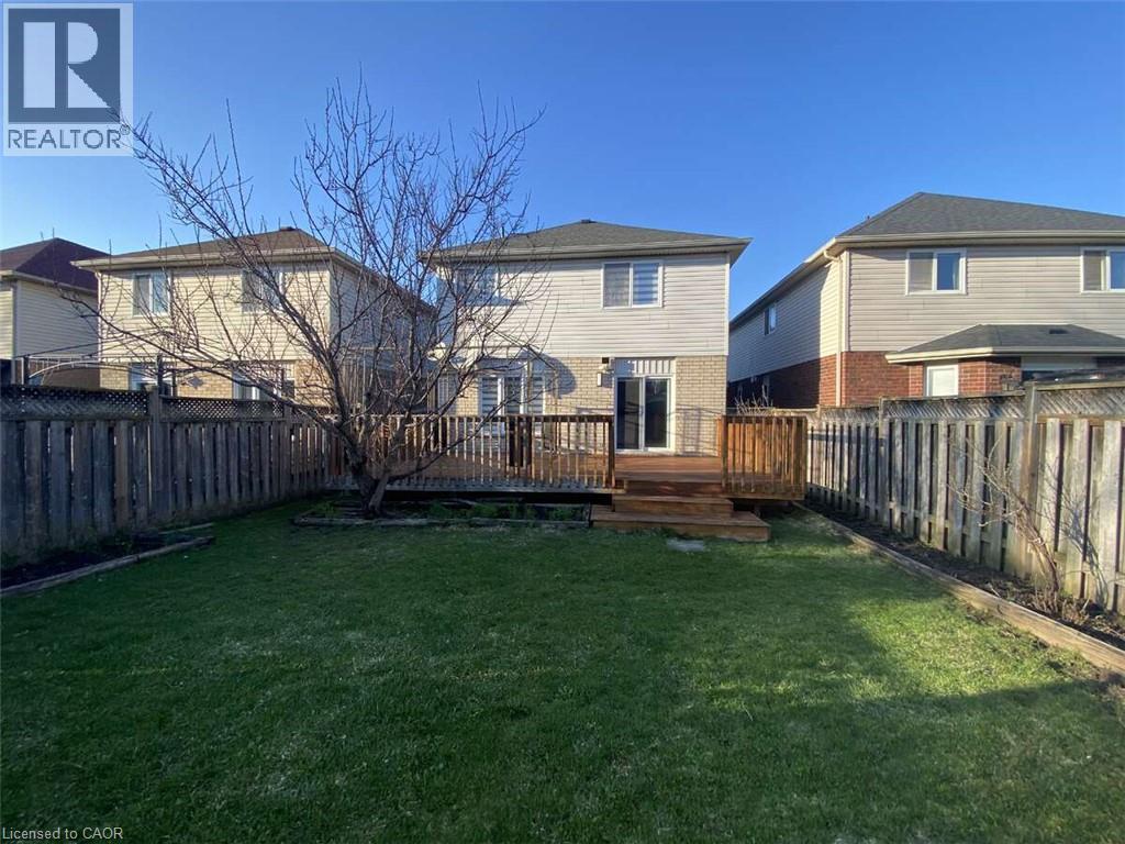 125 Steepleridge Street Property Photo 29