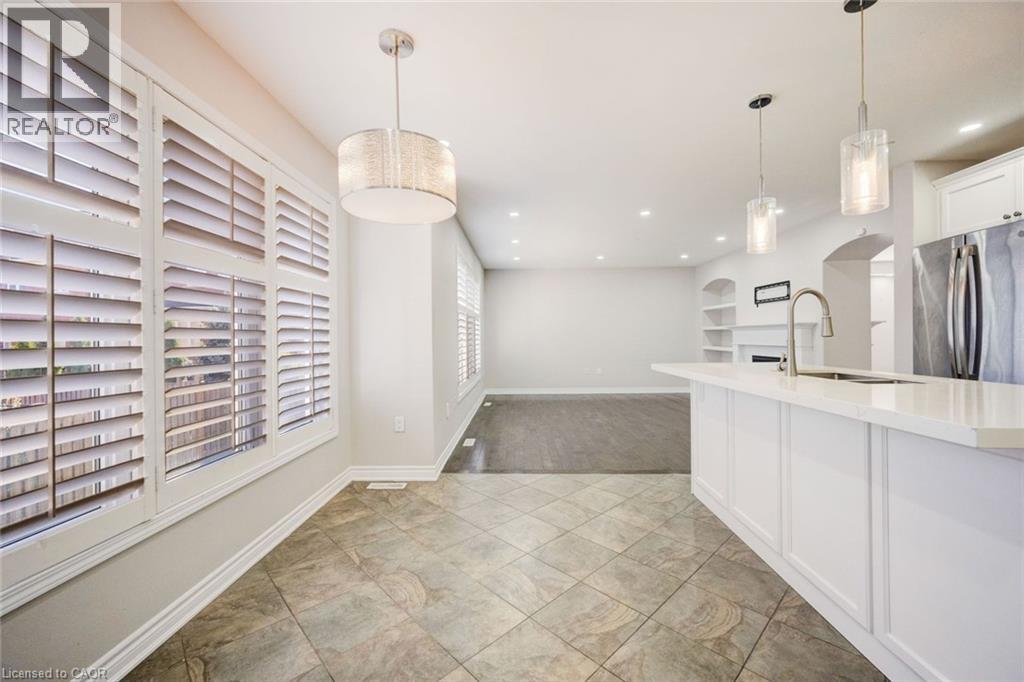 358 Laundon Terrace Property Photo 16