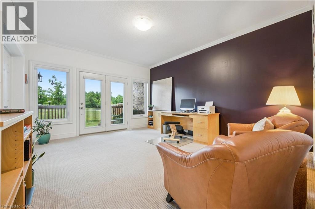 39 Kay Crescent Unit# 1 Property Photo 12