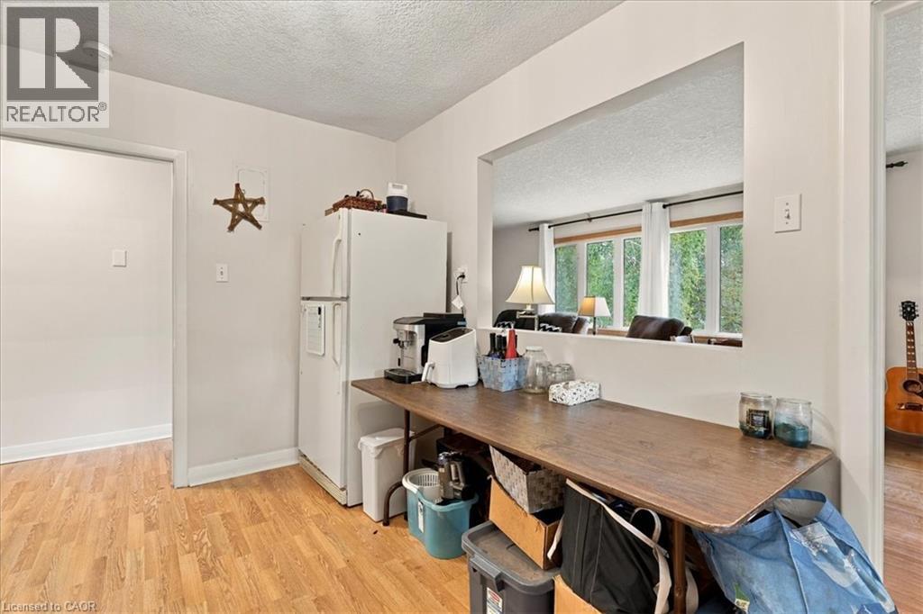 115 Roxborough Avenue Property Photo 12
