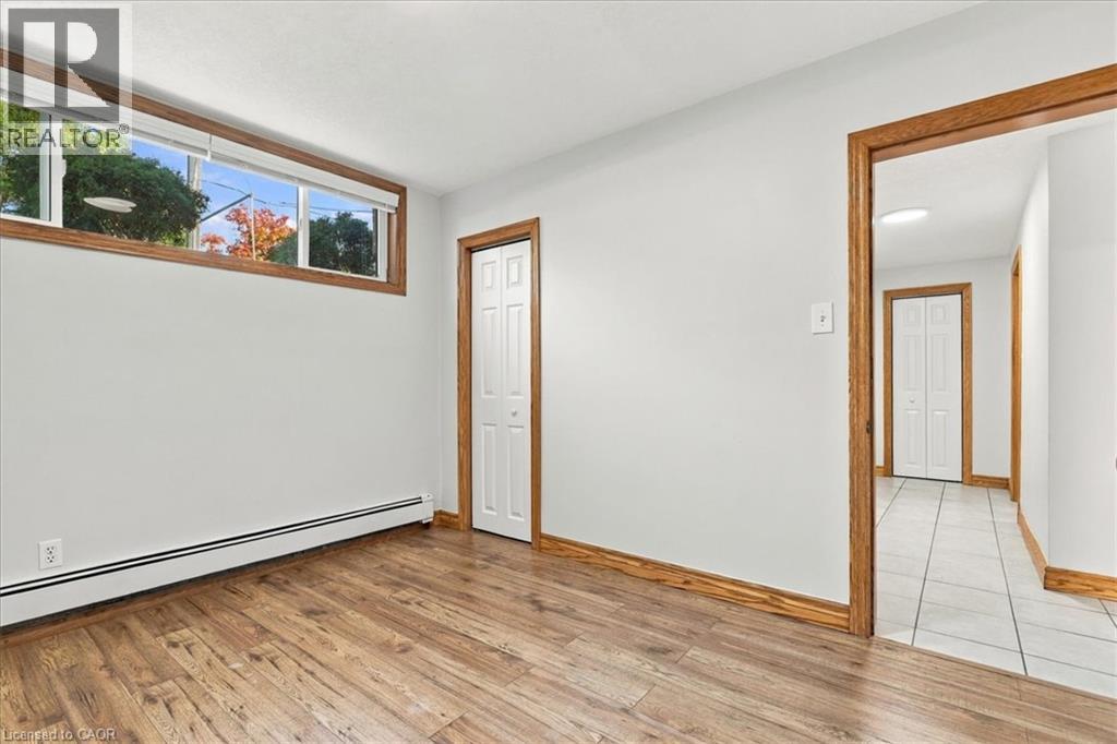 115 Roxborough Avenue Property Photo 39