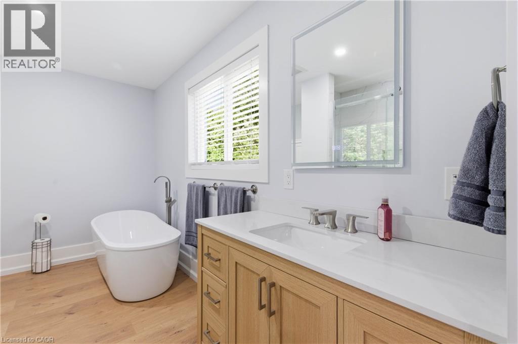 199 Winstanley Street Property Photo 29
