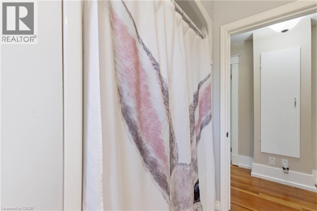 199 Winstanley Street Property Photo 34