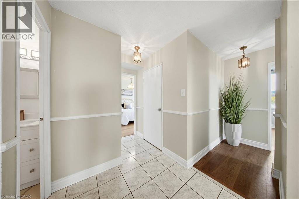 2055 Upper Middle Road Unit# 602 Property Photo 11