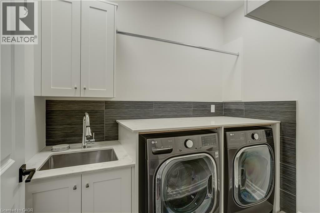100 Seneca Drive Property Photo 32