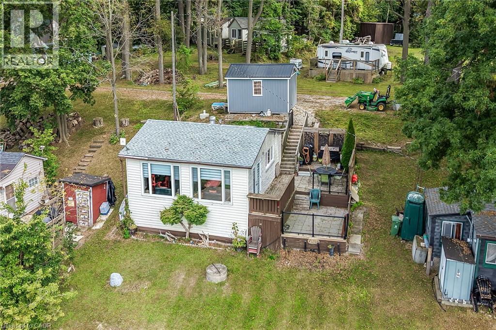 7 Riverfront Lane Property Photo 2