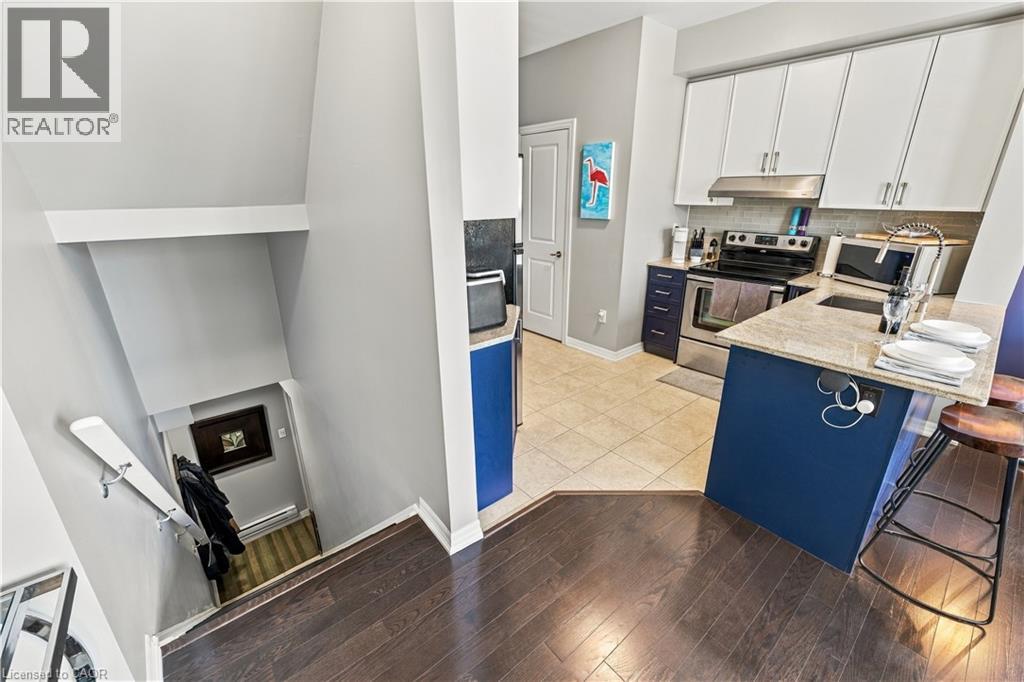 1437 Lakeshore Road E Unit# 201 Property Photo 6