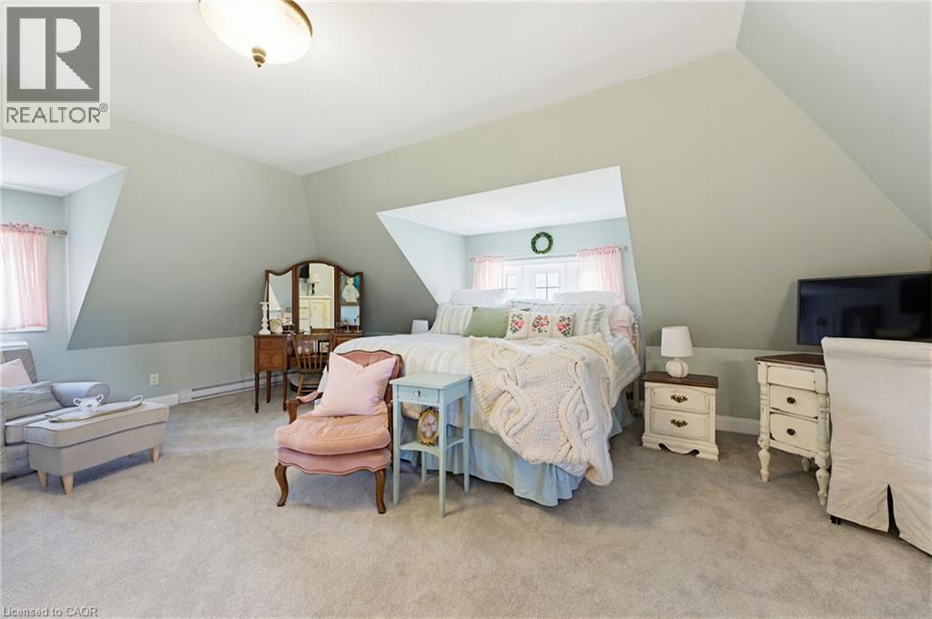 33 Brant Road N Property Photo 30