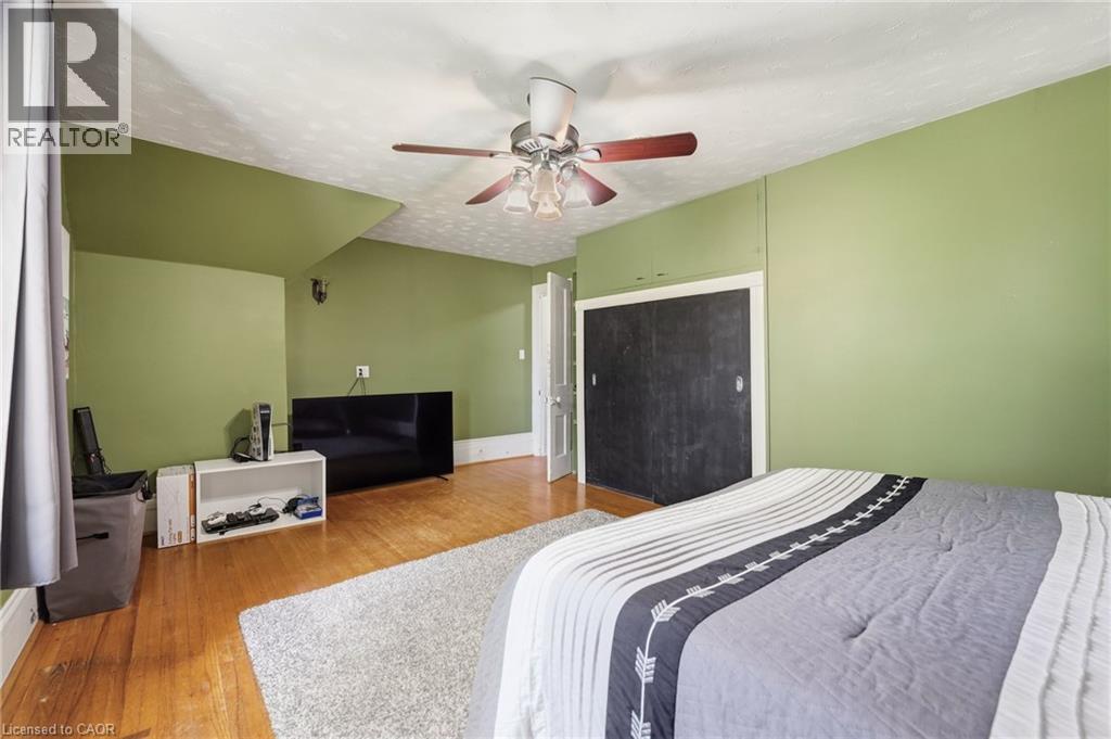 1058 Highway 8 Property Photo 24