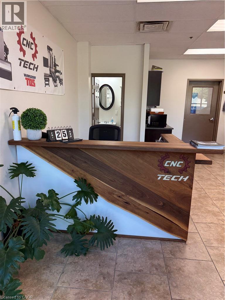 1550 Yorkton Court Unit# 2 Property Photo 8