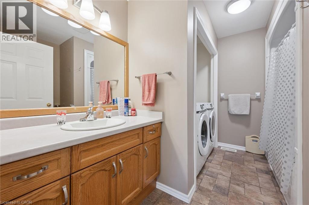 570 West Street Unit# 1 Property Photo 20