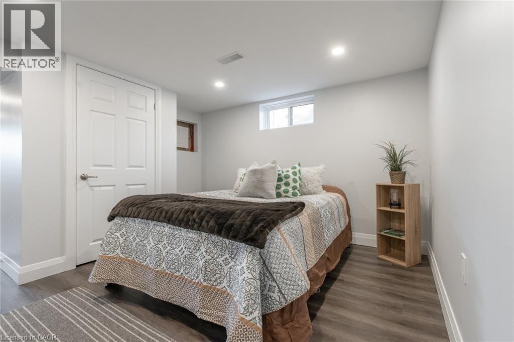 58 Sandalwood Avenue Property Photo 37