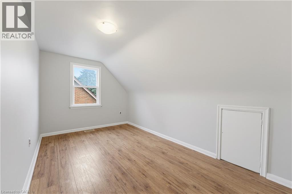 25 Meinzinger Avenue Property Photo 20