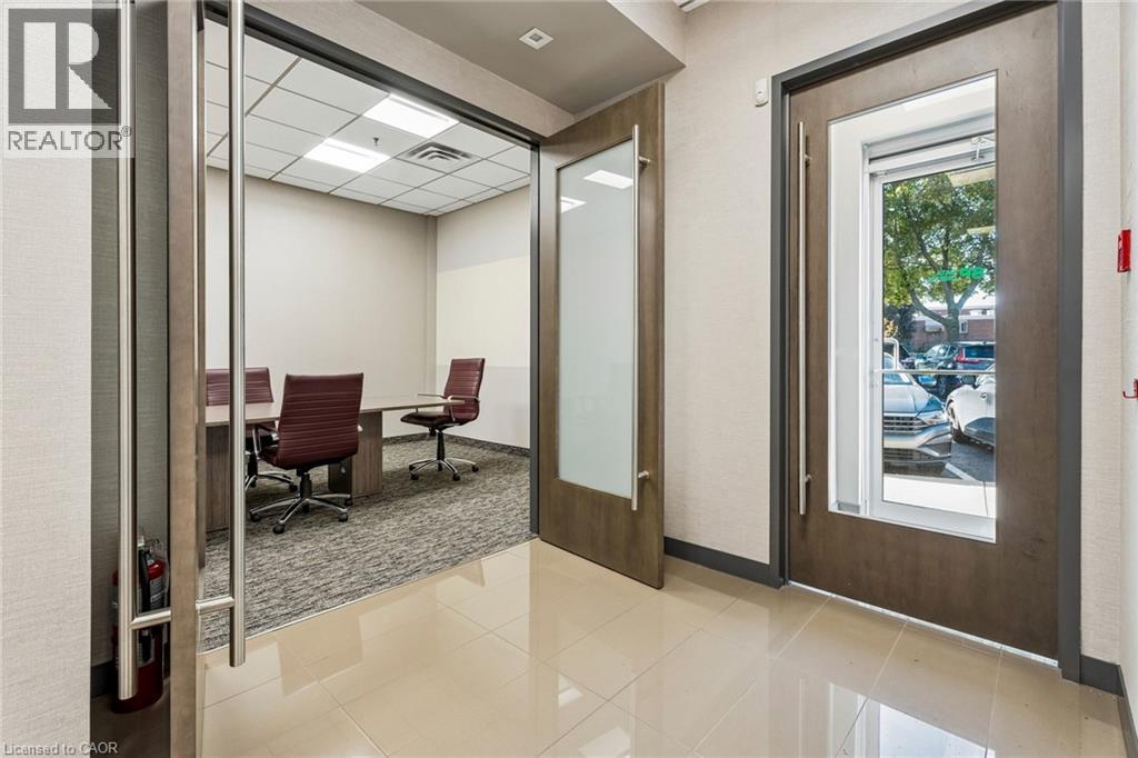 151 York Boulevard Unit# E Property Photo 2