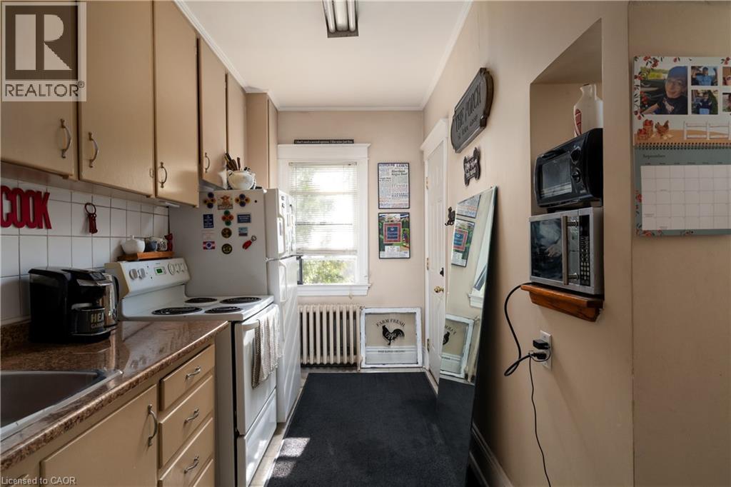 155 Sherman Avenue S Property Photo 35